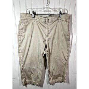 Gloria Vanderbilt Women’s  Rise Khaki Tan Beige Capri Pants Size 16. 37 waist